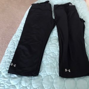 SOLD 2 pairs for price of 1 Under Armour capris